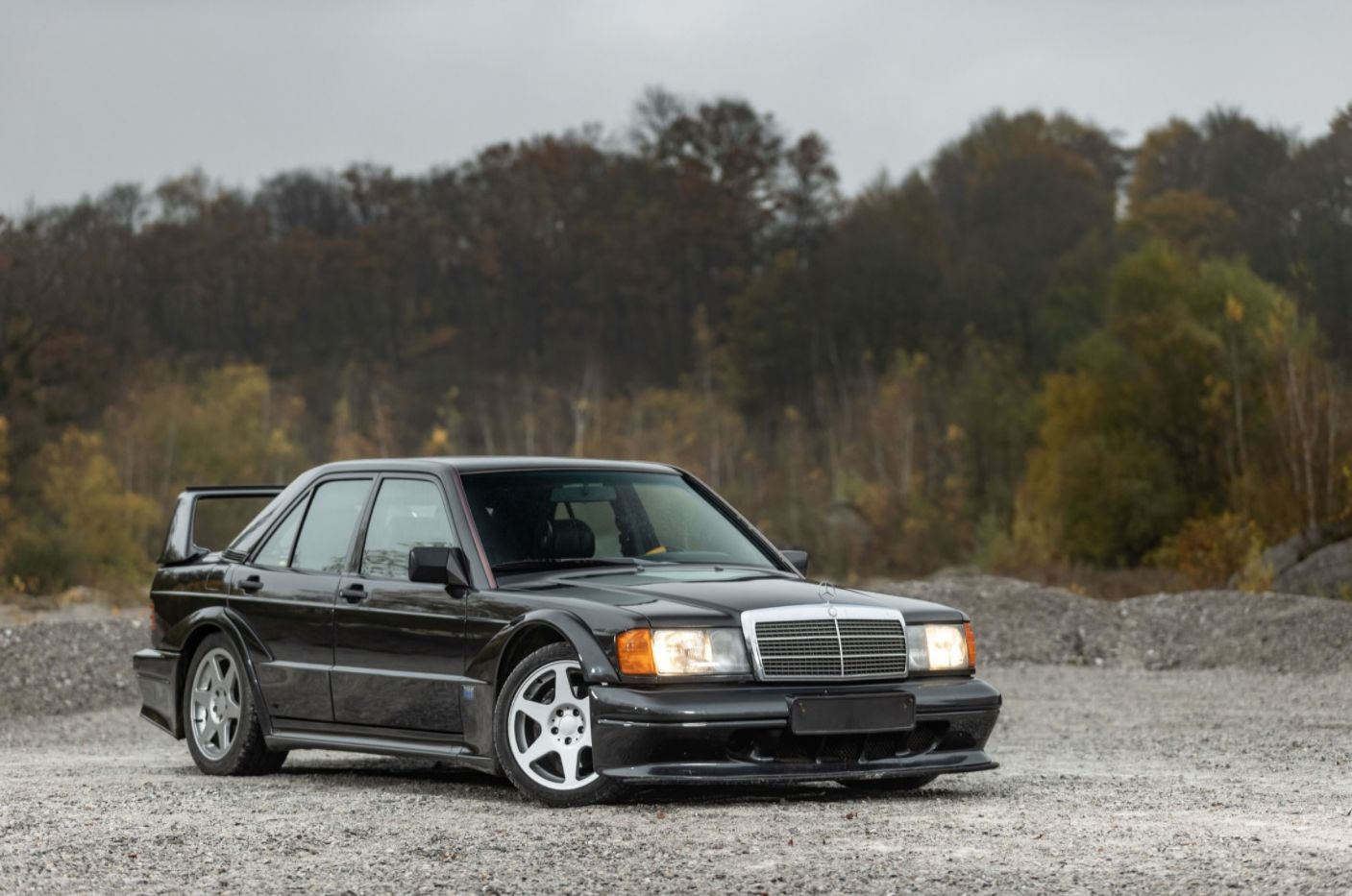 Ponurý Kréta paluba mercedes 190 2.5 objetí skrýt Patois