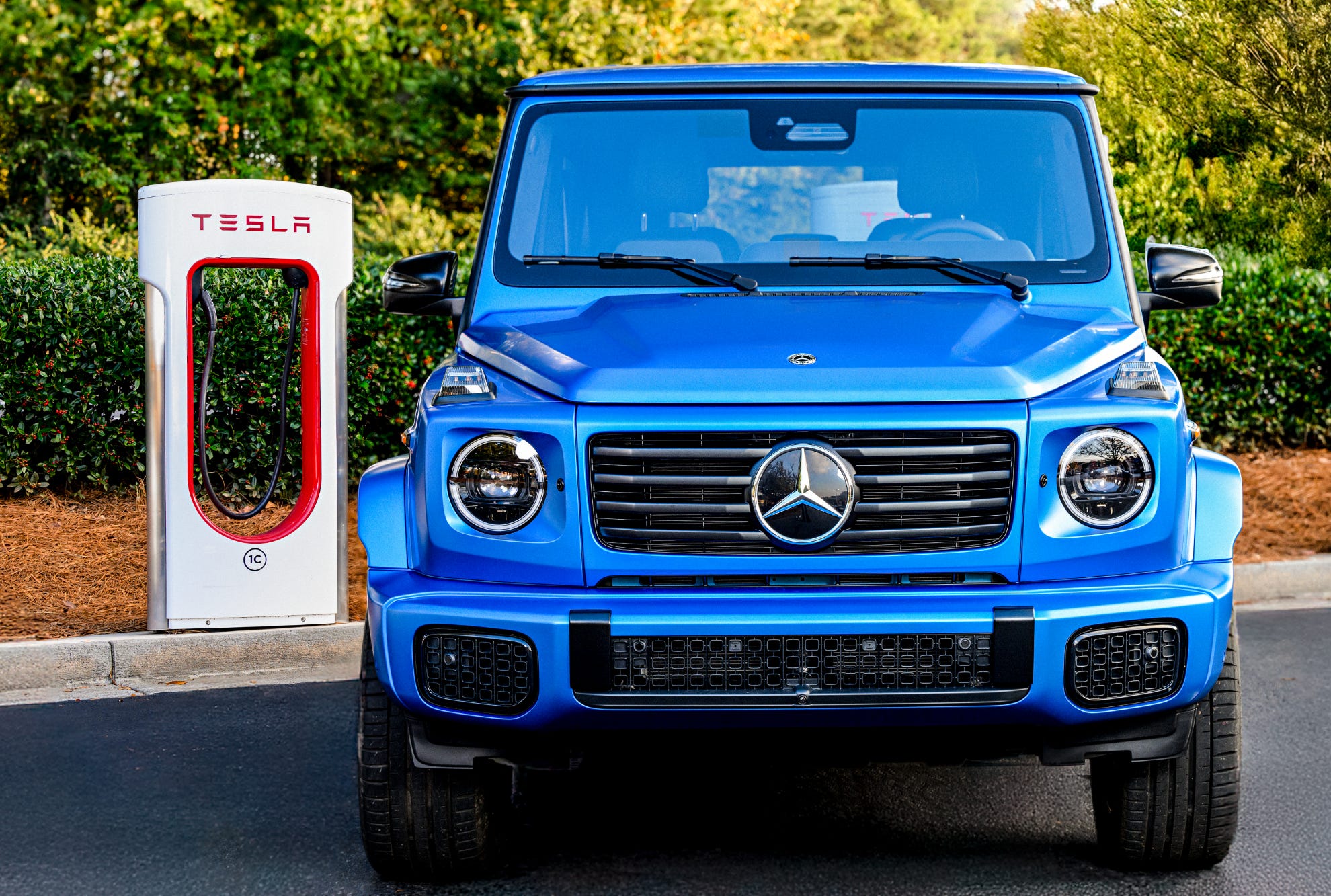 Mercedes-Benz BEVs Gain Access to Thousands of Tesla Superchargers