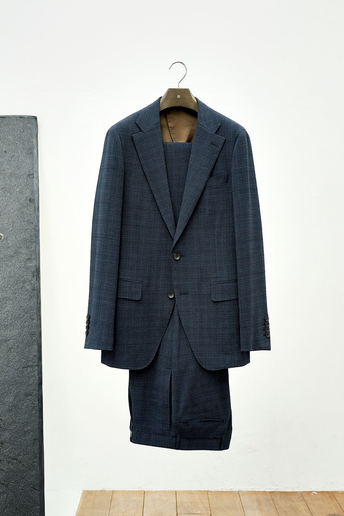 SUIT SELECTの春夏スーツはエレガント＆リラックス