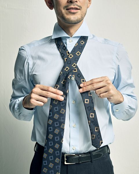 ネクタイ業界のプロに学ぶ 万能的な結び方とシャツの選び方