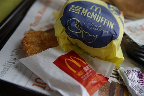 mcdonalds to offer its breakfast menu all day long