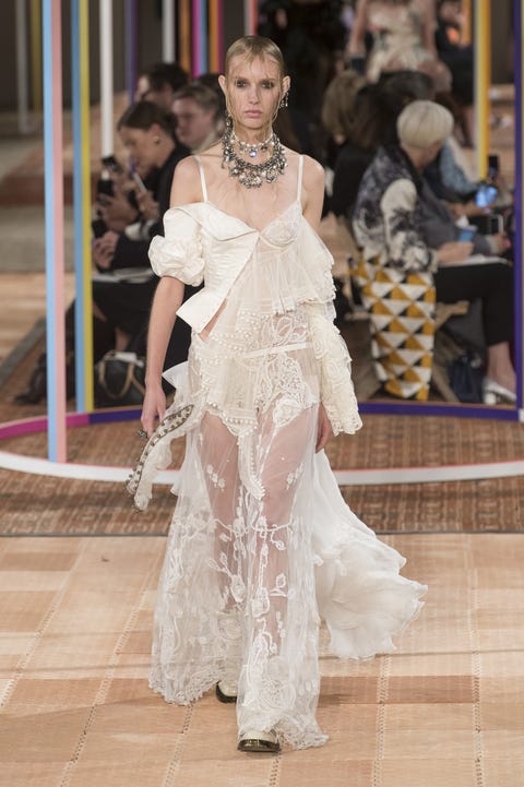 The Best Bridal Looks From Spring 2018 Ready-to-Wear - The Best Non ...