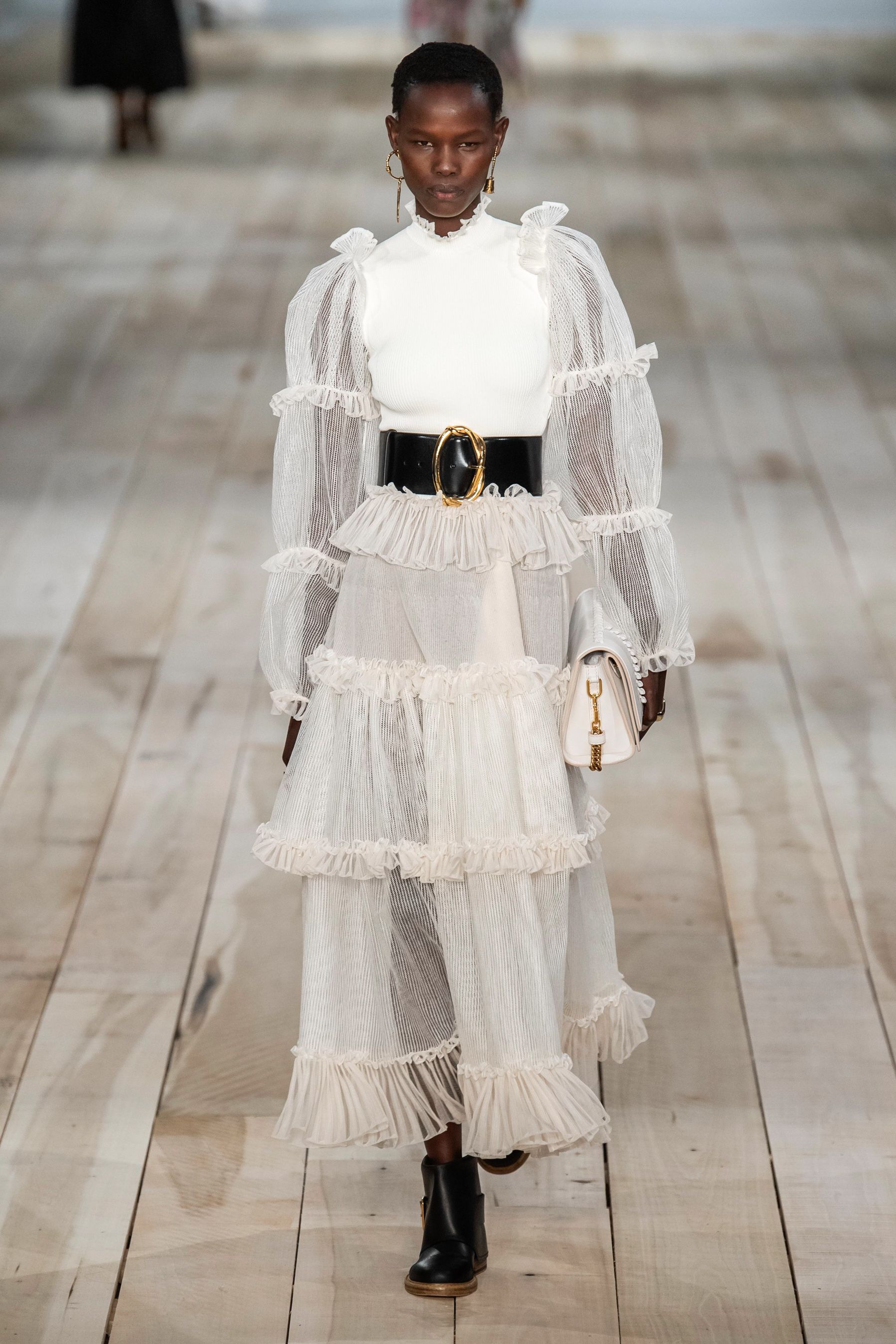 アレキサンダー・マックイーン」（ALEXANDER MCQUEEN）｜2020春夏 