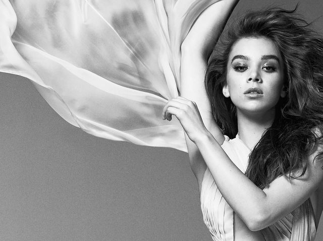 Hailee Steinfeld Nude Porn Captions - Hailee Steinfeld on Her Career, Vulnerability, and Using Her ...