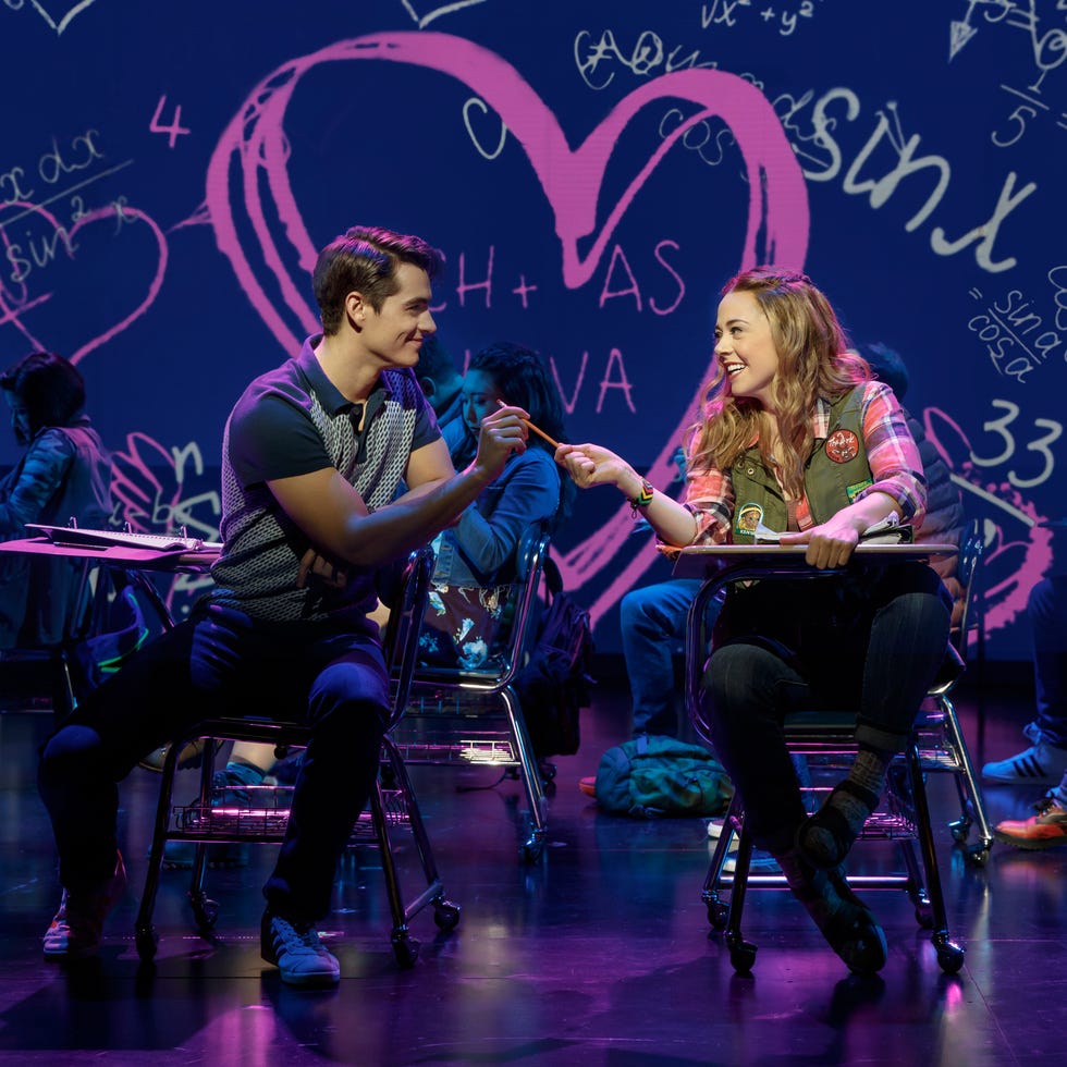 The Cast Of “mean Girls” On Broadway Share Their Craziest Dating Stories 2699