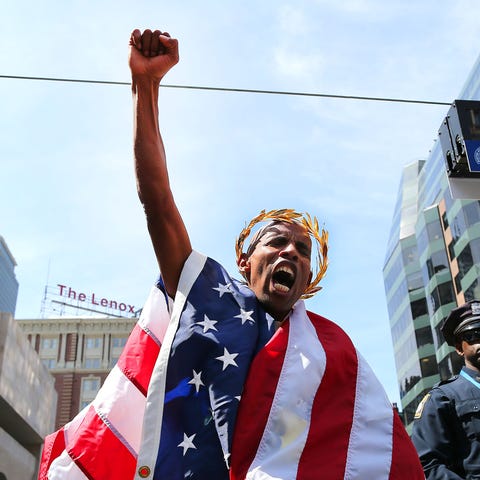 10 Things We Learned Reading Meb’s Marathon Memoir