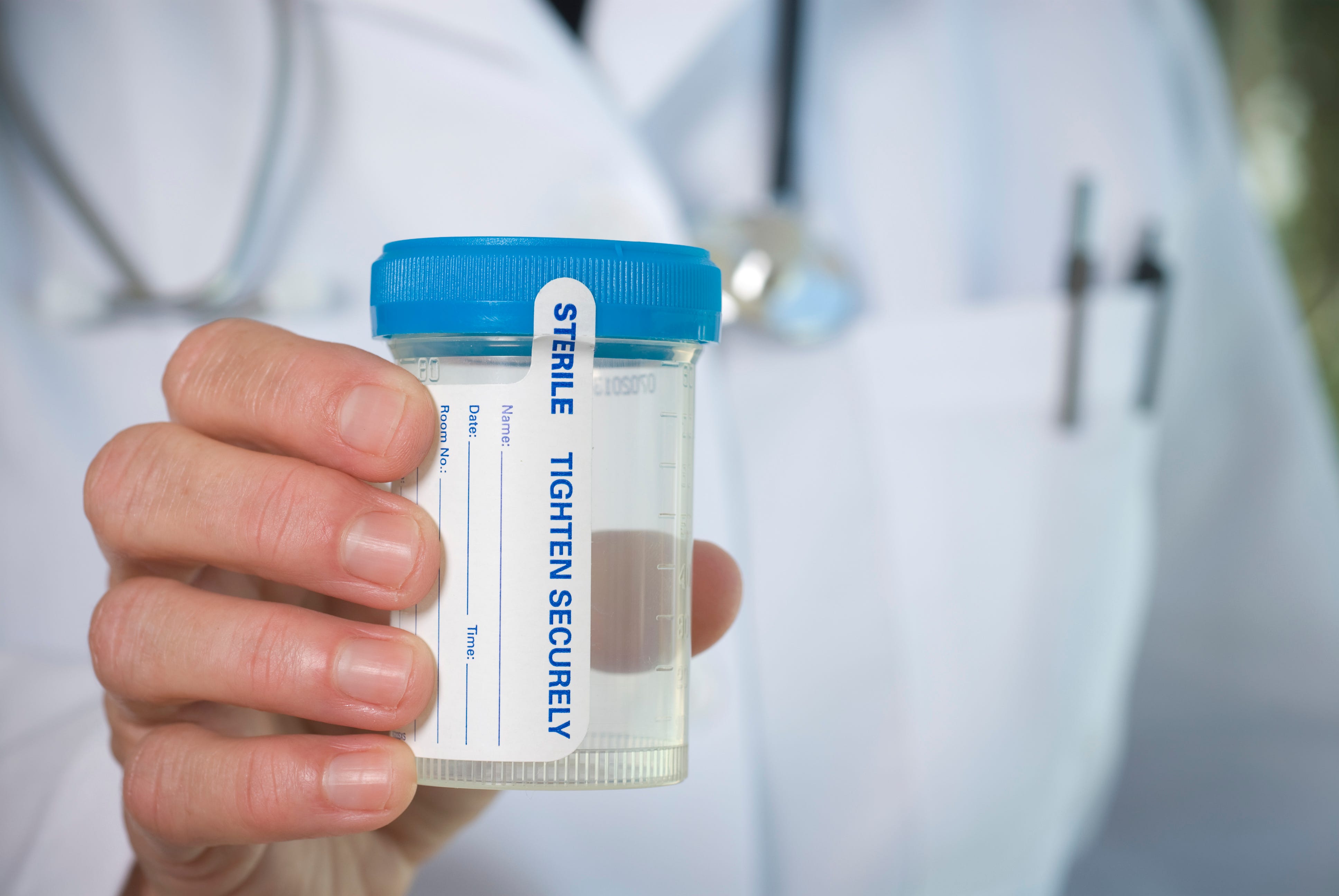 Des Linden and Kara Goucher Demystify Drug Testing Requirements in Pro Running