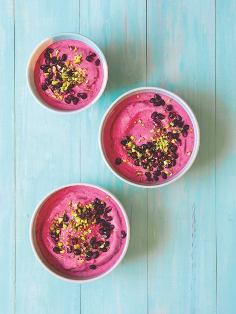 pomegranate cherry smoothie bowl