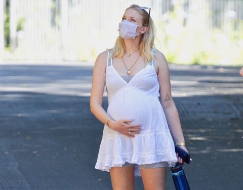 Pregnant Sophie Turner Looked Stunning in a Bodycon Midi Skirt