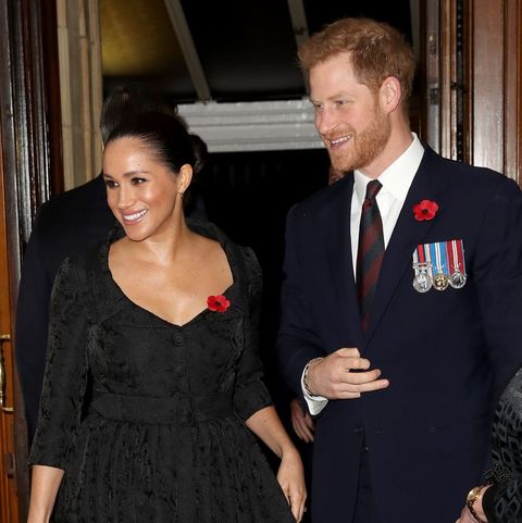 メーガン妃とヘンリー王子は公式インスタグラムを 自分たちで細かくチェック ハーパーズ バザー Harper S Bazaar 公式