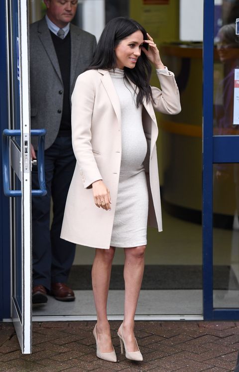 the duchess of sussex visits mayhew animal welfare charity