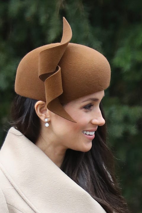 Meghan Markle Birks Snowflake Earrings meghan markle birks snowflake earrings
