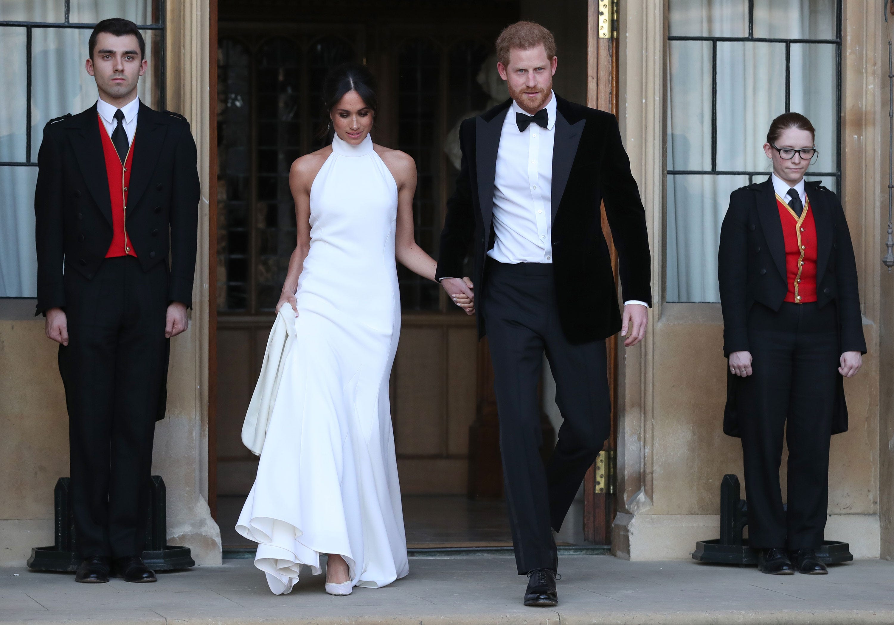 Meghan Markle's Wedding Dress On Display - Inside The Duke and Duchess ...