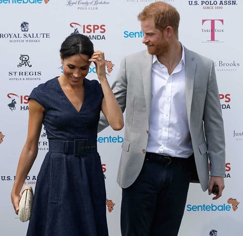 Meghan Markle y el príncipe Harry en la presentación de un torneo de polo benéfico