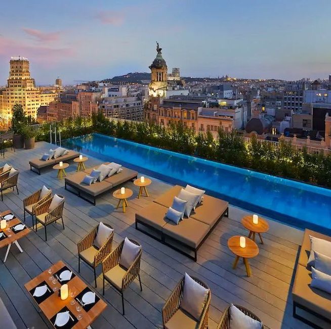mejores hoteles para redescubrir Barcelona