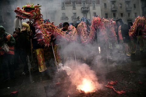 イタリア 中国 祭り 新年 月