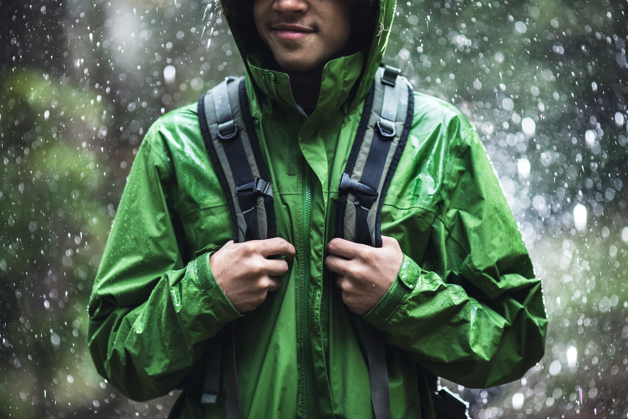 Lovor Men's Light Running Hiking Rain Jacket Waterproof with Hood Windbreaker Coats Hoodie Packable Lightweight Jacket Coat 