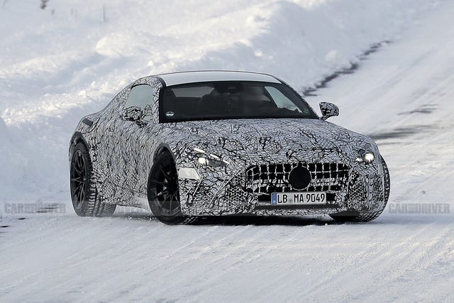 mercedes amg gt espionné