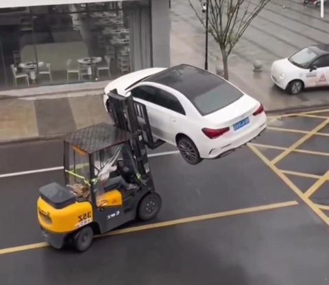 mercedesbenz china parking viral