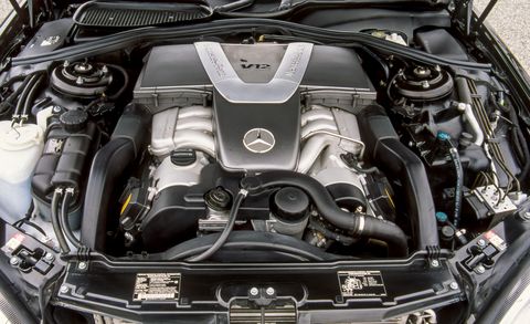 the engine of the w220 mercedes benz s class