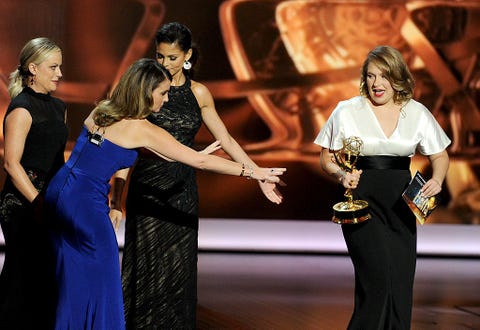 30 Awkward Moments At Emmy Awards - Awkward Celebrity Interactions