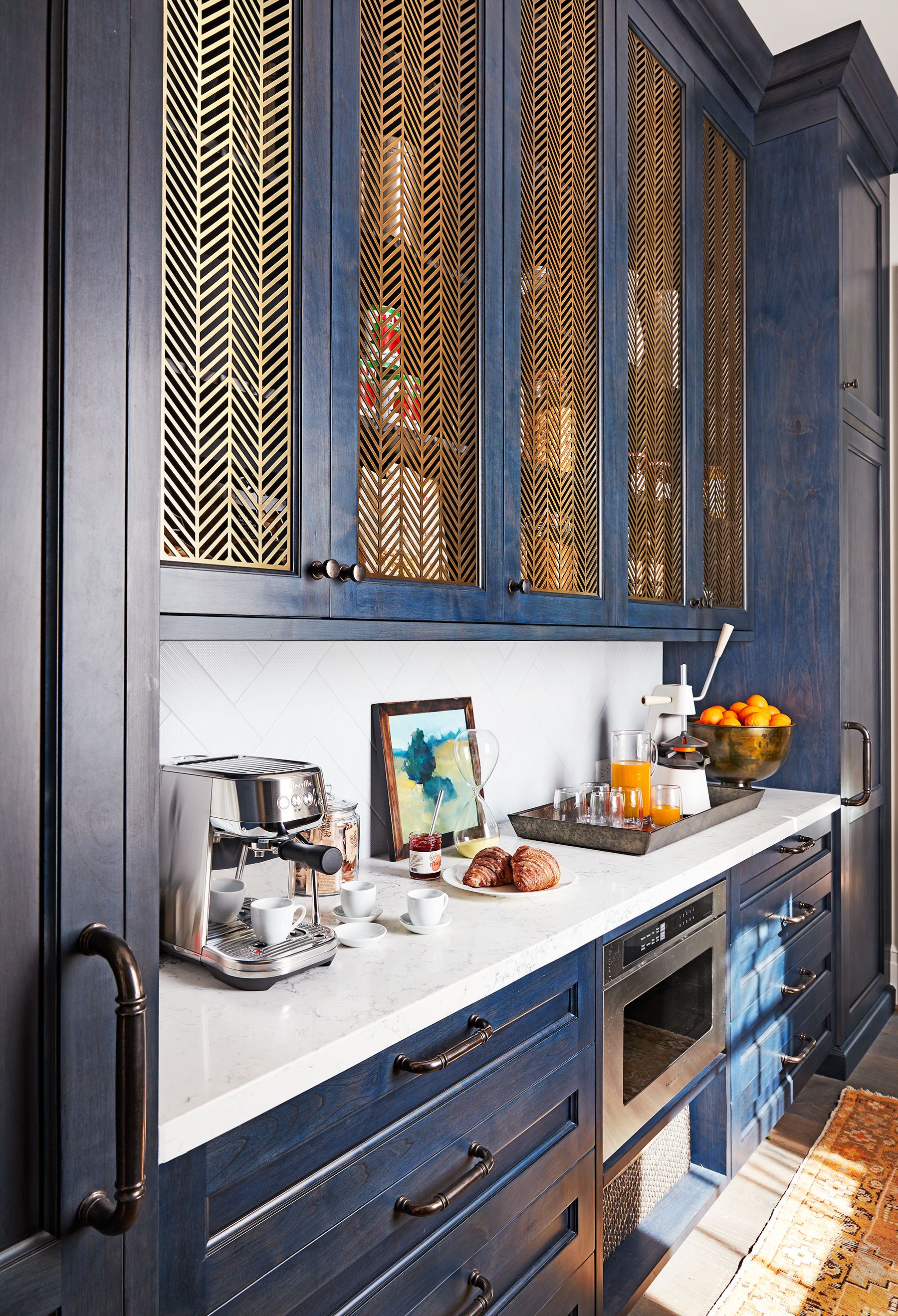 Metal Grate Cabinet Fronts Are Our Favorite Kitchen Trend