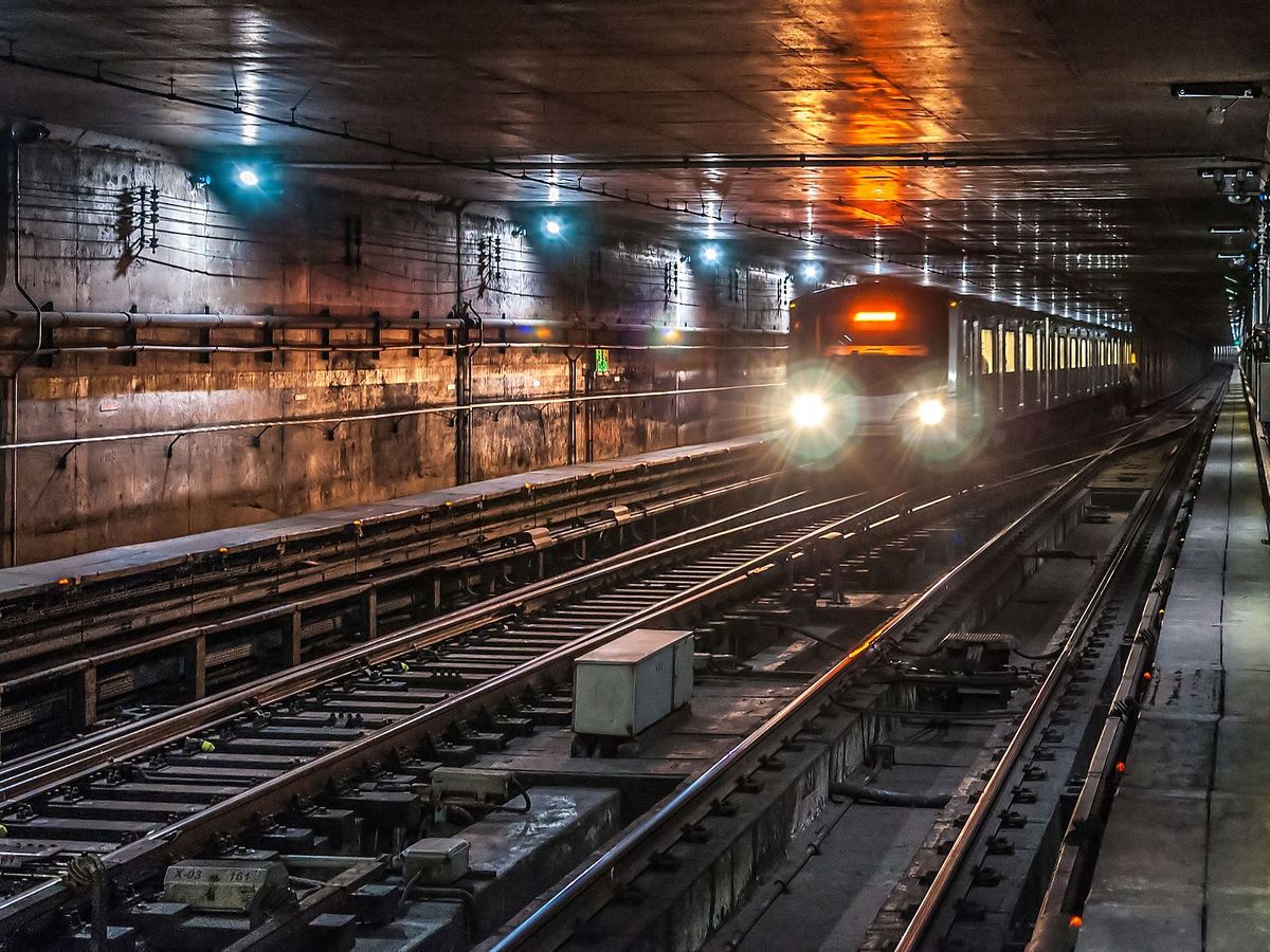 Nueve estaciones de metro fantasmas