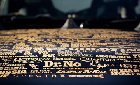 Land Rover Defender 90 Dons James Bond Livery Land Rover Defender 90 Dons James Bond Livery