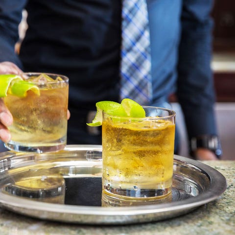 28 Best Summer Cocktails 2022 - Classic Drink Recipes