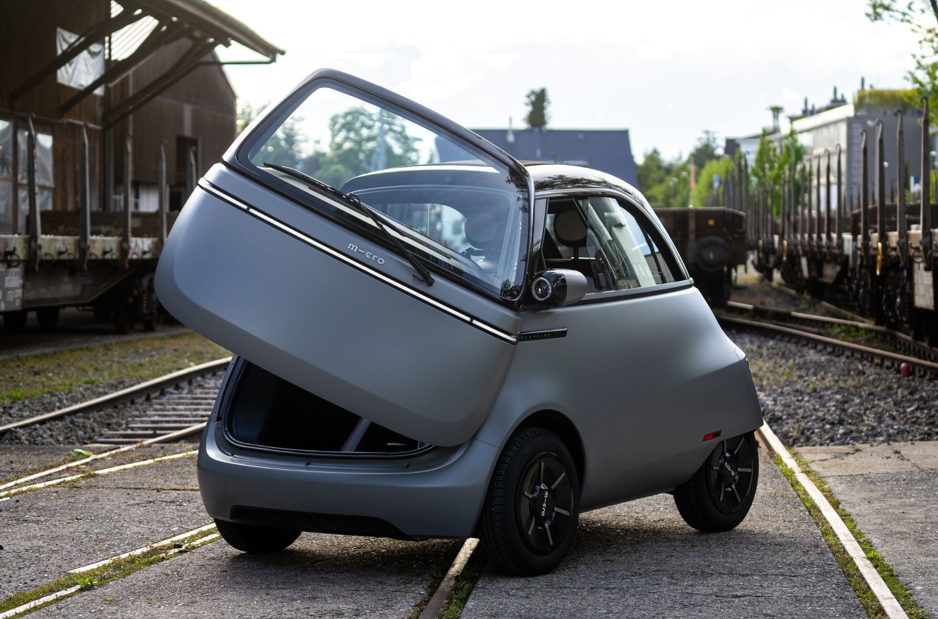microlino-2-0-competizione-017-1631112997.jpg