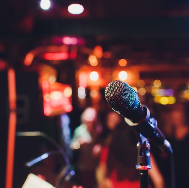 microphone microphone close up a pub bar a restaurant classical music music