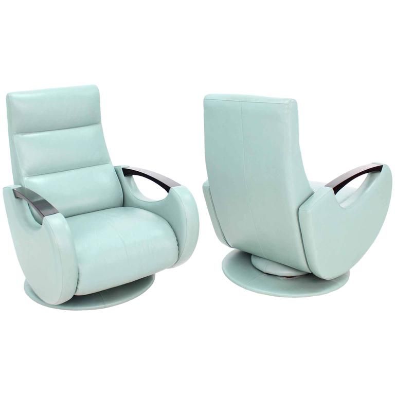 20 Small Recliners Perfect For Your, Leather Recliners For Small Spaces