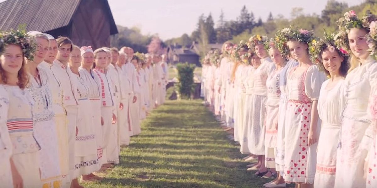 Midsommar Subliminal Dead Faces - There Are Corpse Faces Hidden Throughout Midsommar