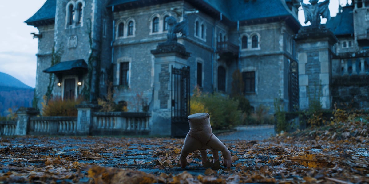 The locations of ‘Wednesday’: where each scene of the Netflix series was recorded