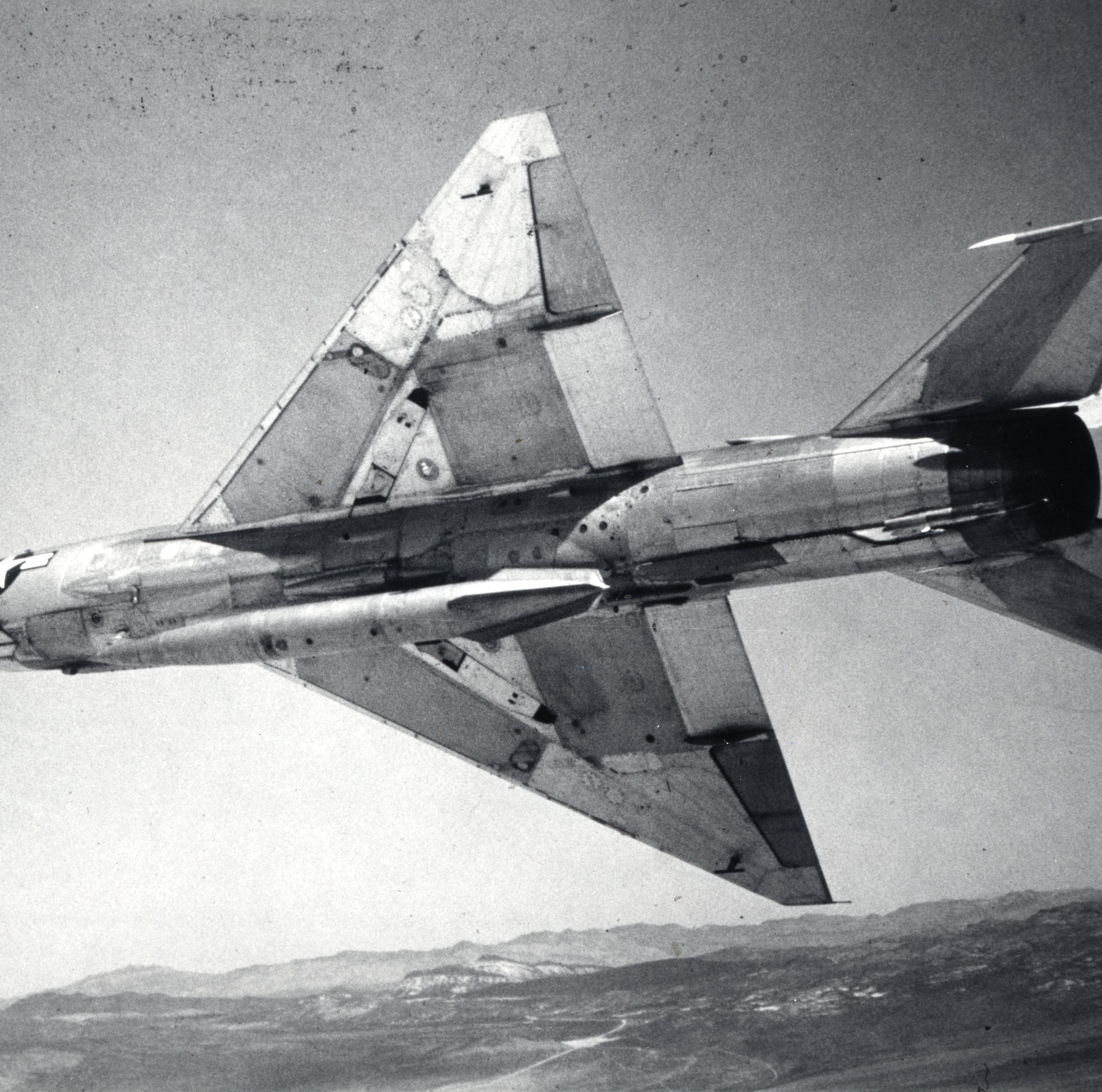 Air Force Pilot Reveals What It Was Like to Fly the Secret Soviet MiG-21