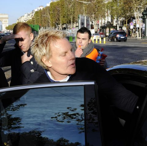 mike jeffries getting into a car outside an abercrombie and fitch store in paris in 2012