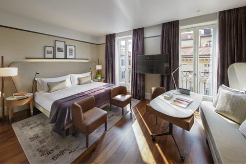 Best Milan Hotels Where To Stay In A Deluxe Room At The Mandarin Oriental