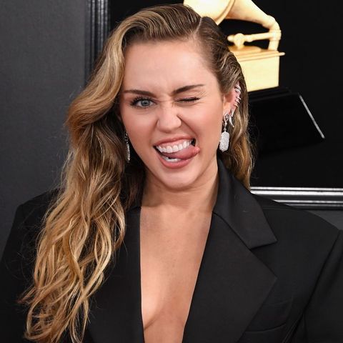 480px x 480px - Miley Cyrus Naked Dog Instagram - Oh, Just Miley Cyrus ...