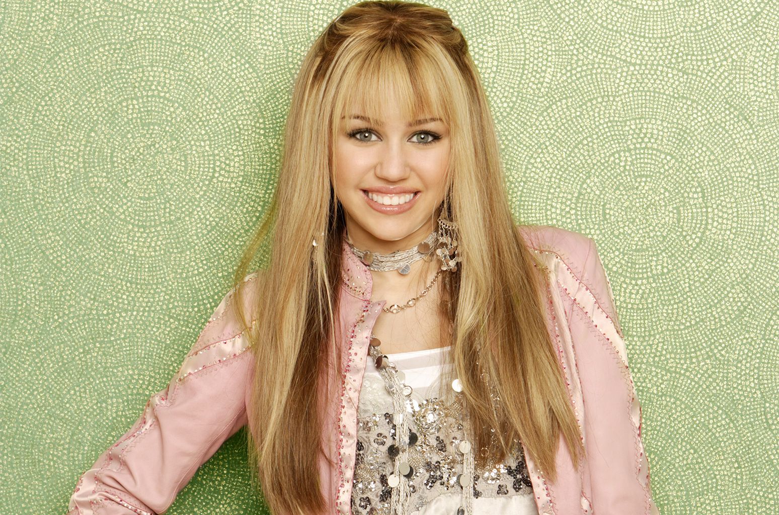 Miley Cyrus as Miley/Hannah on Hannah Montana felt ridiculous because she was grown up.