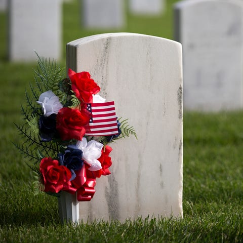 Flowers - Memorial Day Flowers Flowers - Memorial Day Flowers