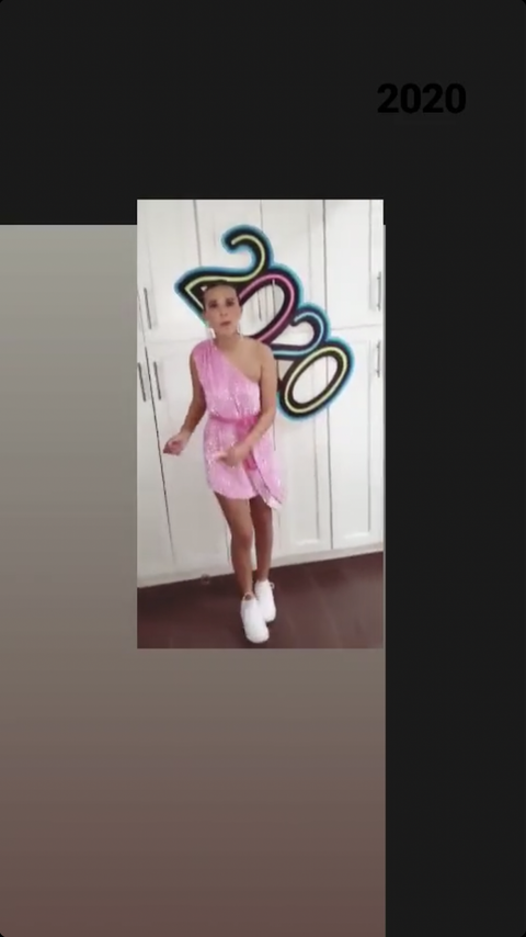 Millie Bobby Brown Channeled Eleven In A Baby Pink New Year S Eve