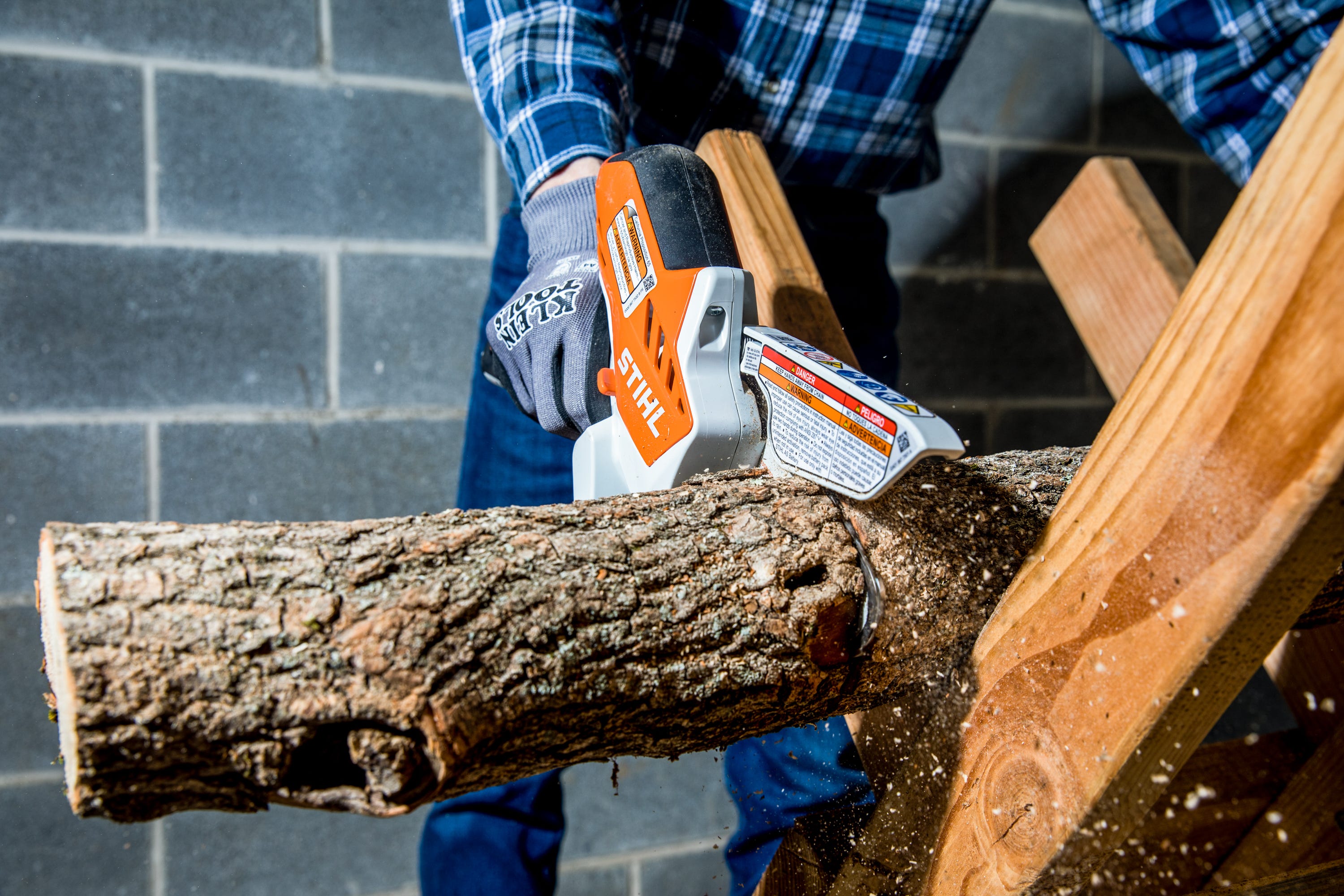 For Perfectly Cut Trees and Bushes, These Are The Best Mini Chainsaws