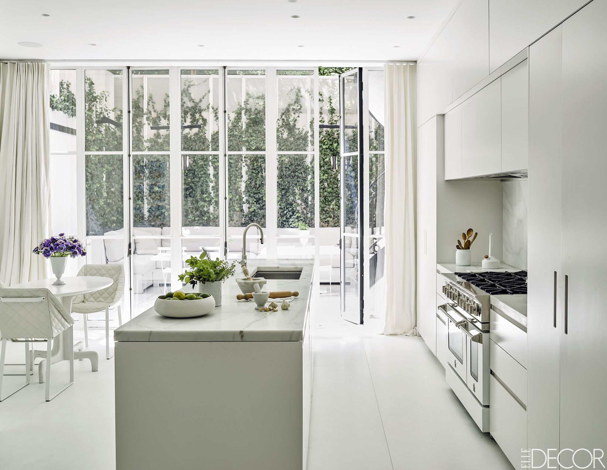 Featured image of post Minimalist Aesthetic Apartment Kitchen