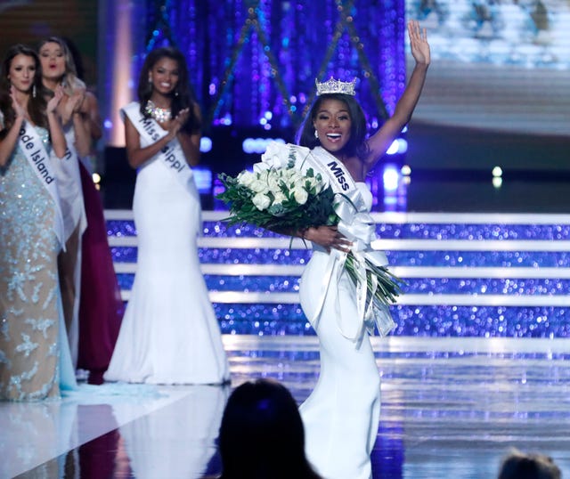 What Is The Difference Between Miss America And Miss U S A