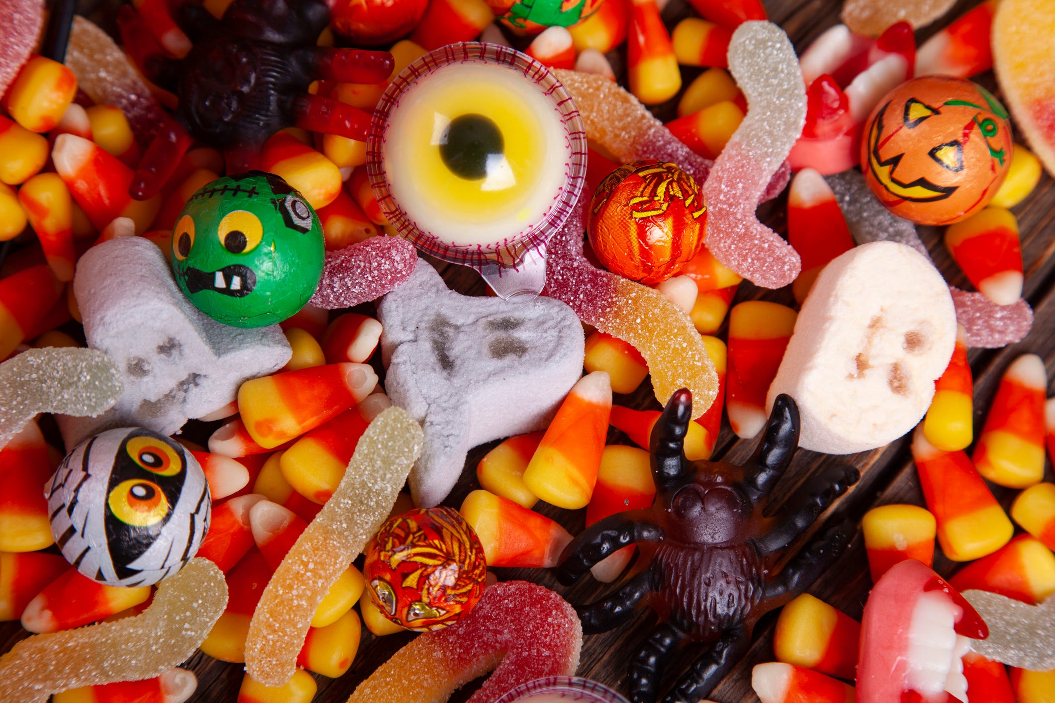 America Has Spoken: This Is The Most Popular Halloween Candy In The Country