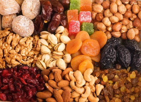 mixed nuts and dried fruits