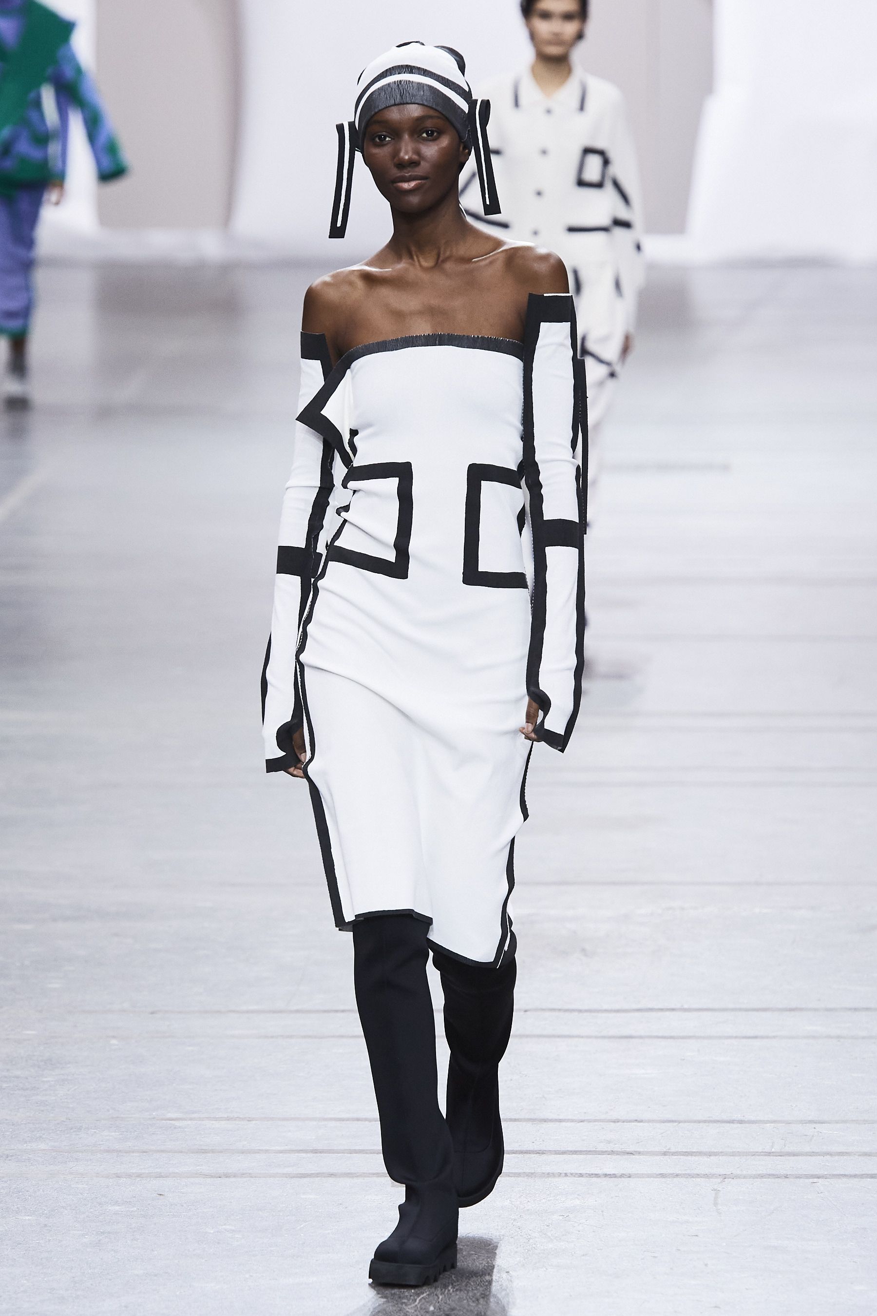イッセイミヤケ」（ISSEY MIYAKE）｜2020秋冬コレクション
