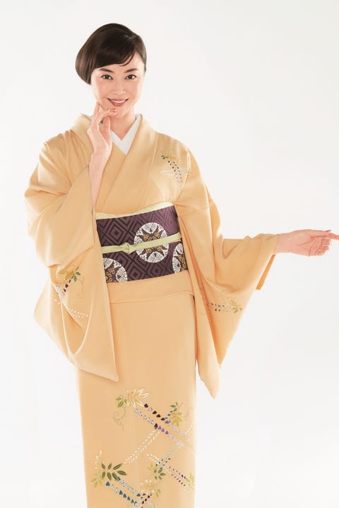 観月ありささんがまとう 春の よそゆき 着物 観月ありささんがまとう 春の よそゆき 着物