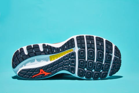 mizuno waveknit r3