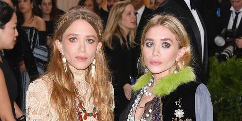 Mary Kate and Ashley Olsen Wear Coordinating Outfits on the 2017 Met ...